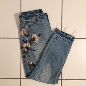 ripped embroidered medium wash mom jeans (a&f)